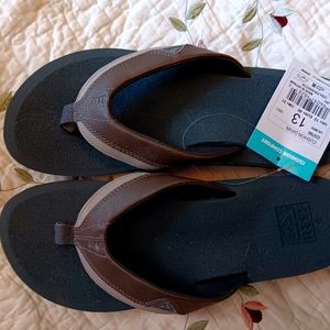 Mens Size 13 REEF sandals